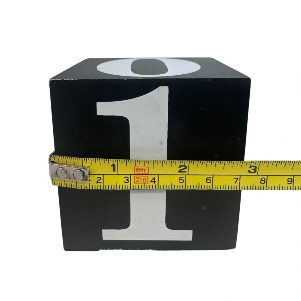 Mainstays Black and White Perpetual Desk Calendar